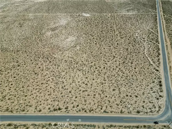 Lucerne Valley, CA 92356,31300 Cove RD