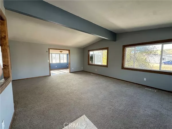 Tehachapi, CA 93561,1240 Arabian DR