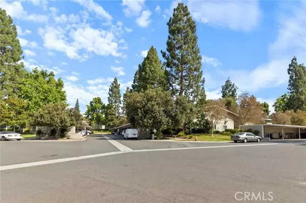 Laguna Woods, CA 92637,163 avenida Majorca #B B