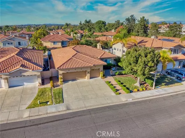 Temecula, CA 92592,32220 Via Almazan