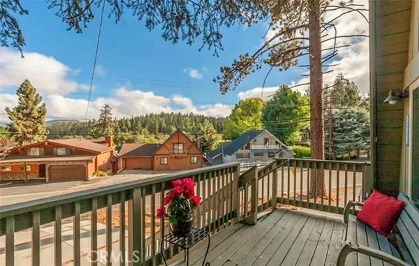 Big Bear Lake, CA 92315,1124 Club View DR