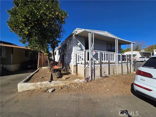 Sylmar, CA 91342,13120 Bradley 24