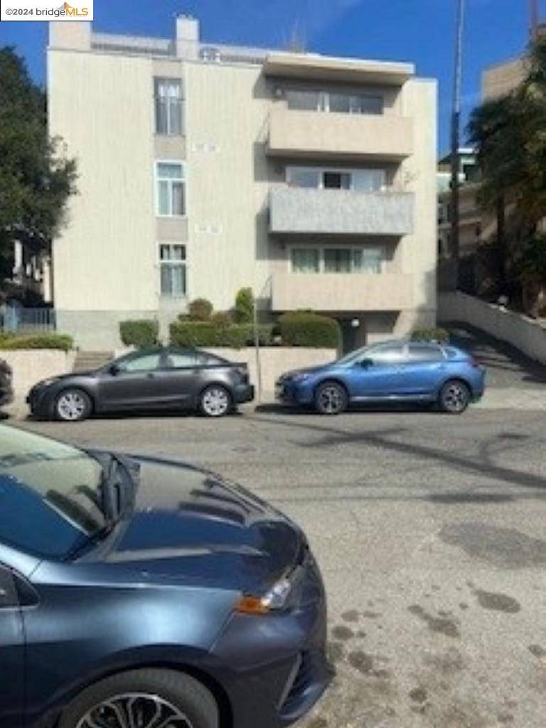 280 Park View Terrace 302, Oakland, CA 94610