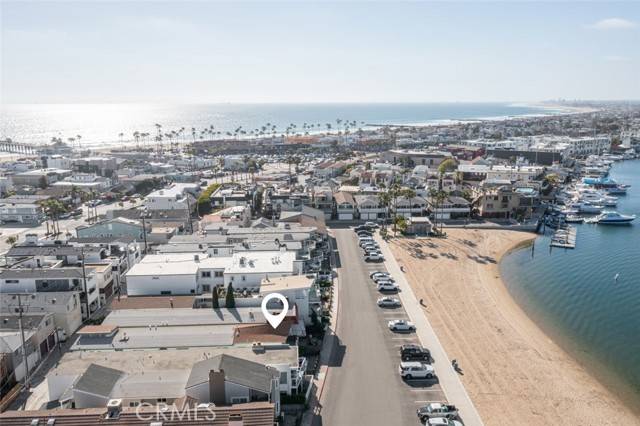 1809 W Bay AVE, Newport Beach, CA 92663