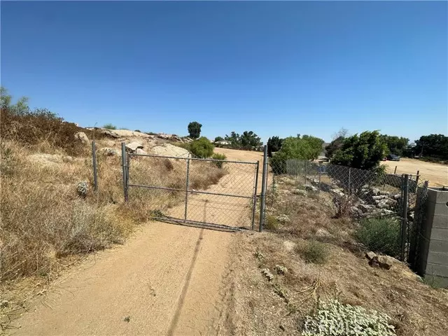 Perris, CA 92503,0 Marquez