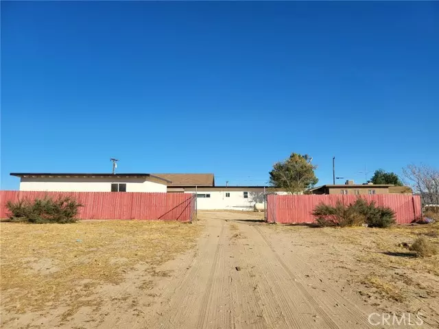 Lancaster, CA 93535,46462 140th ST