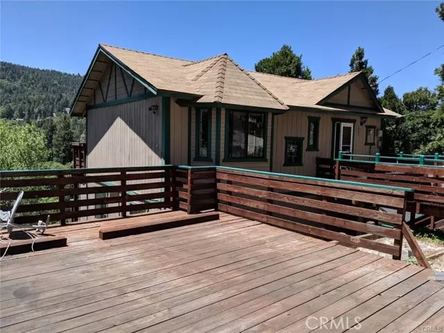 Crestline, CA 92325,684 Arbula DR