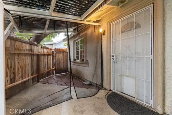 Canoga Park, CA 91303,22113 Cantlay ST