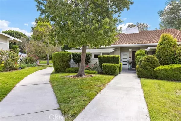 Laguna Woods, CA 92637,918 AVENIDA MAJORCA A