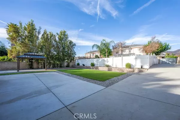 Sylmar, CA 91342,13417 Pala AVE