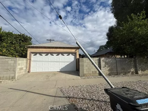 Van Nuys, CA 91406,17627 Caprino PL