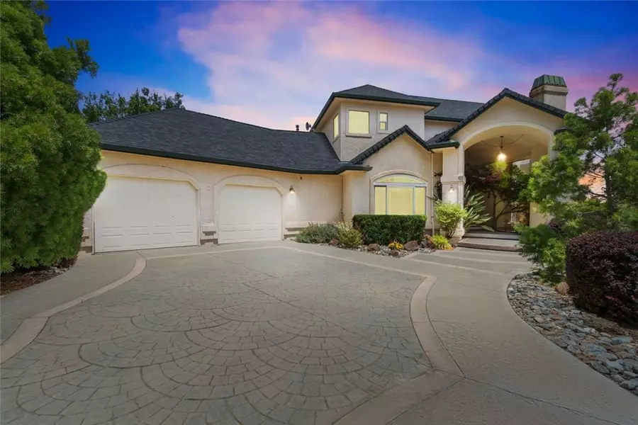 15223 Ledgewood DR, Redding, CA 96001