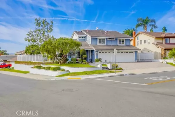 Yorba Linda, CA 92887,5695 Via Mariposa