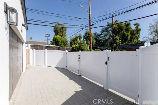 Granada Hills, CA 91344,16701 Rinaldi ST