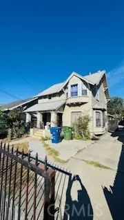 205 W 54, Los Angeles, CA 90037