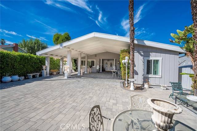4747 Don Pio DR, Woodland Hills, CA 91364