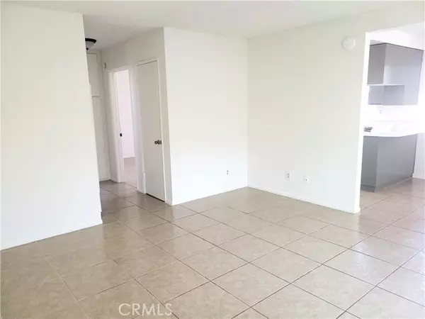 Huntington Beach, CA 92649,16742 Lynn LN C