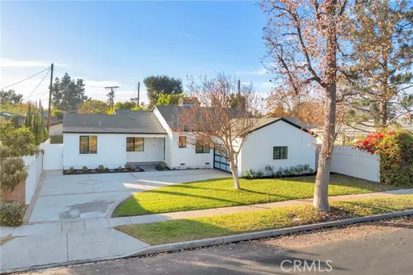 5711 Simpson AVE, Valley Village, CA 91607