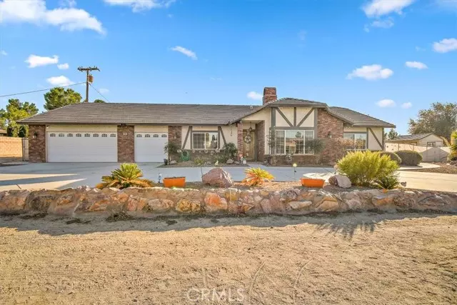 19985 Red Feather RD, Apple Valley, CA 92307