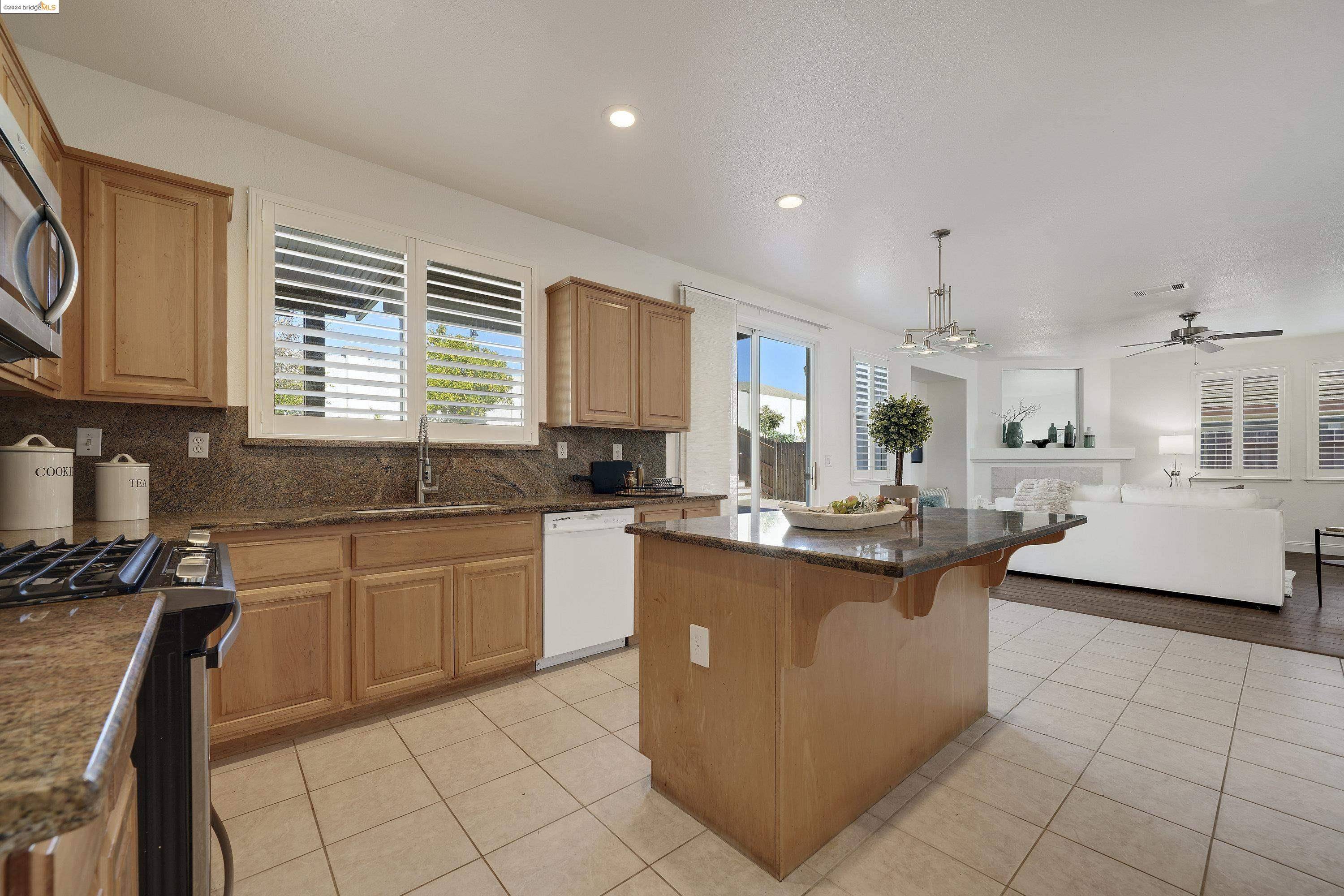 Fairfield, CA 94533-7787,3300 Peppertree DR