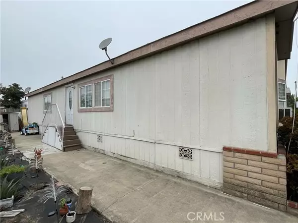 Santa Ana, CA 92703,4801 W 1st ST 75