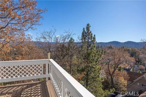 Lake Arrowhead, CA 92352,28204 Arbon LN