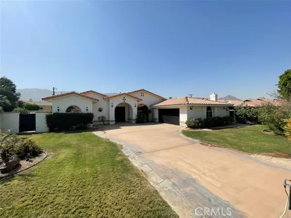 La Quinta, CA 92253,51425 Calle Paloma