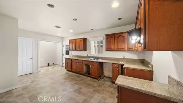Wilmington, CA 90744,1131 E Young ST