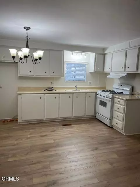 Sunland, CA 91040,8100 Foothill BLD 11