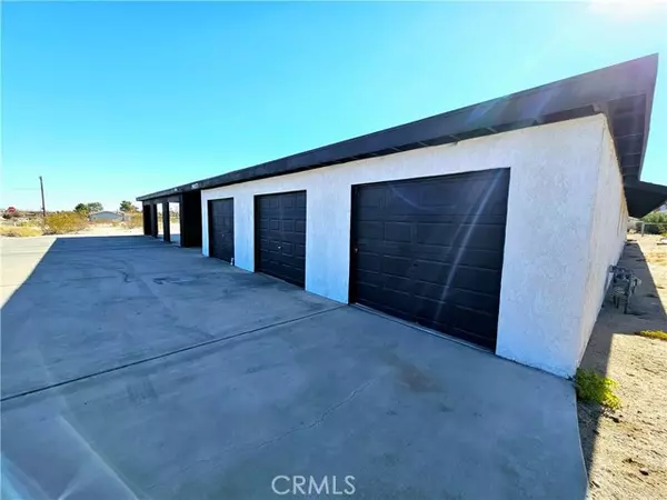 Twentynine Palms, CA 92277,74077 Cactus DR B