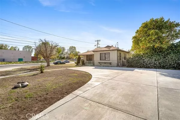 8503 Newcastle AVE, Northridge, CA 91325