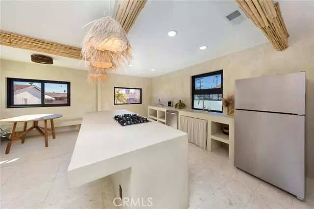 14900 Hubbard ST, Sylmar, CA 91342