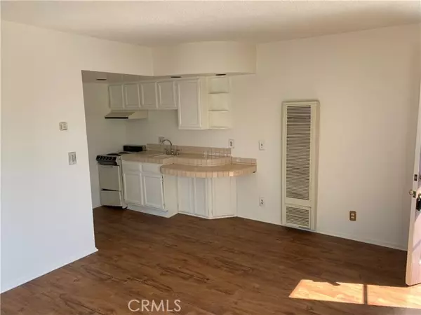 San Clemente, CA 92672,309 Avenida Victoria B