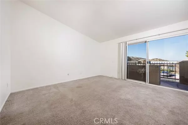 Corona, CA 92882,2588 Avenida Del Vista 204