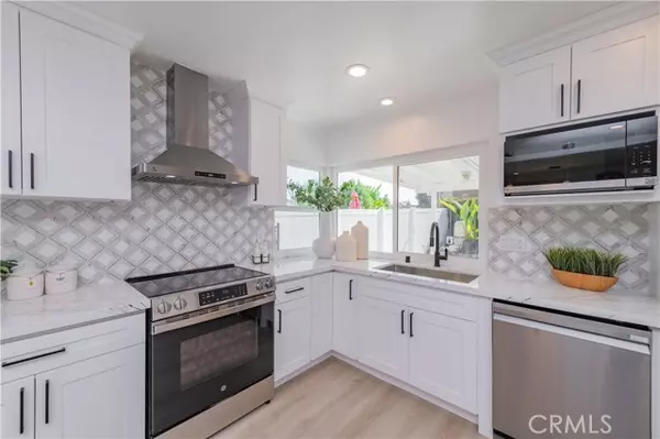 23571 Valarta LN, Mission Viejo, CA 92691