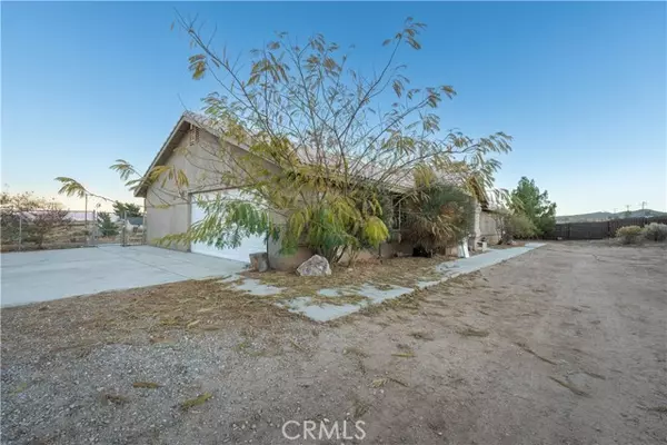 Phelan, CA 92371,8427 Sonora RD