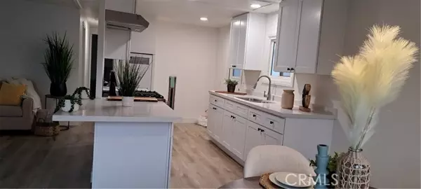 Santa Fe Springs, CA 90670,12147 Lakeland RD 11