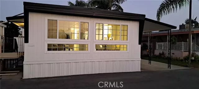 12147 Lakeland RD 11, Santa Fe Springs, CA 90670