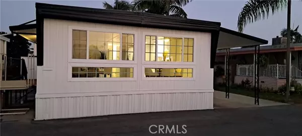 Santa Fe Springs, CA 90670,12147 Lakeland RD 11