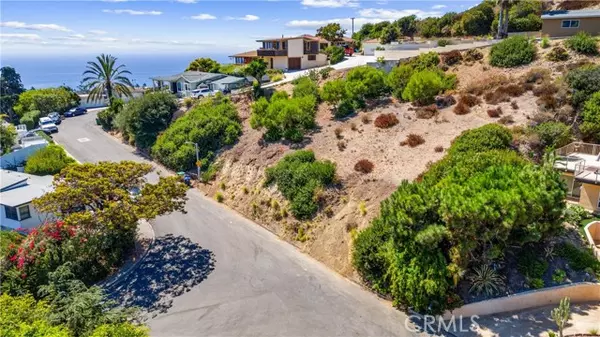 Laguna Beach, CA 92651,336 Lookout DR