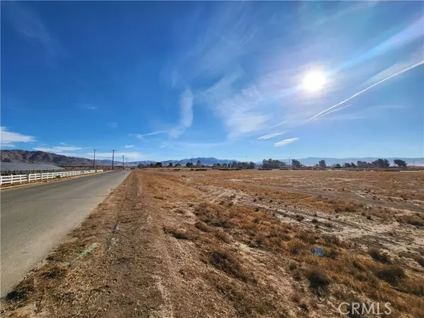 0 Navajo RD, Apple Valley, CA 92307