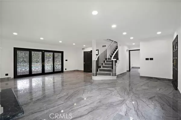 Northridge, CA 91325,9853 Wish AVE