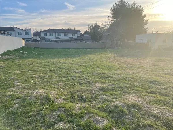 Fontana, CA 92335,16125 Ceres AVE