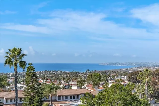 201 S La Esperanza R9, San Clemente, CA 92672