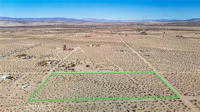 Twentynine Palms, CA 92277,1 Nandina ST