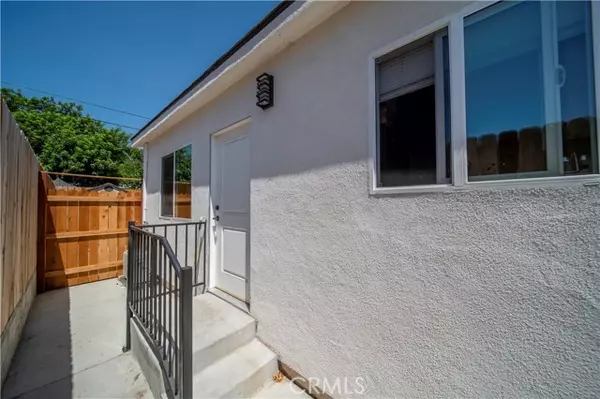 Panorama City, CA 91402,8133 Noble AVE