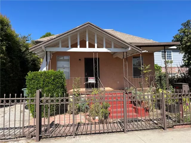 175 E Villa ST, Pasadena, CA 91103