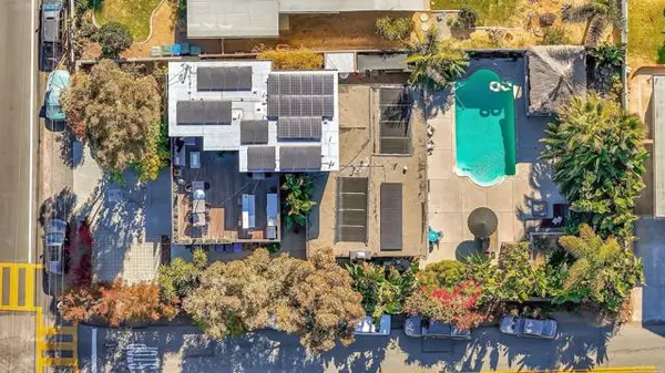 Encinitas, CA 92024,1004 Nardo RD