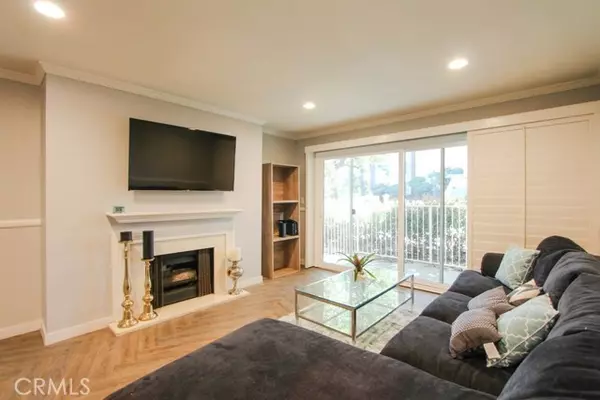 200 Mcneil LN 102, Newport Beach, CA 92663