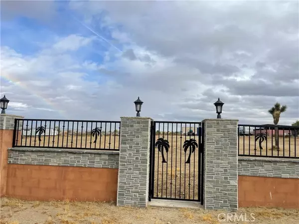 11587 Oasis RD, Pinon Hills, CA 92372